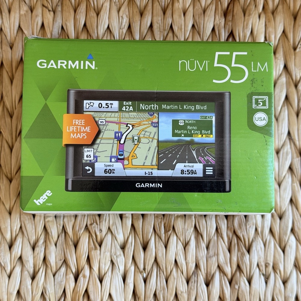 Garmin 010-01198-01 nuvi 55LM 5in. GPS Lifetime Maps Tested Working